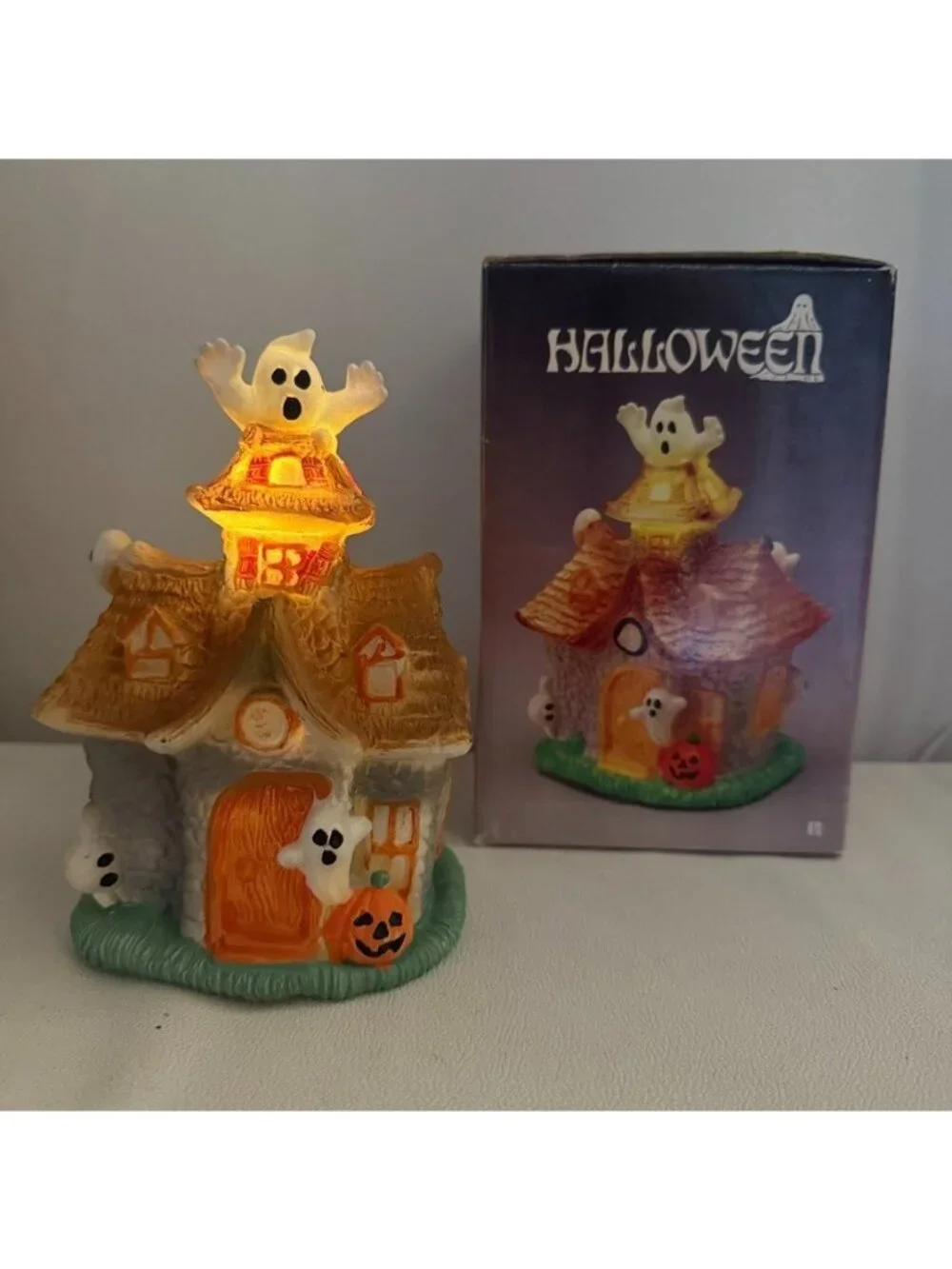 Vintage Halloween Lighted Haunted House Santa’s Favorites Tested And WORKS 1989